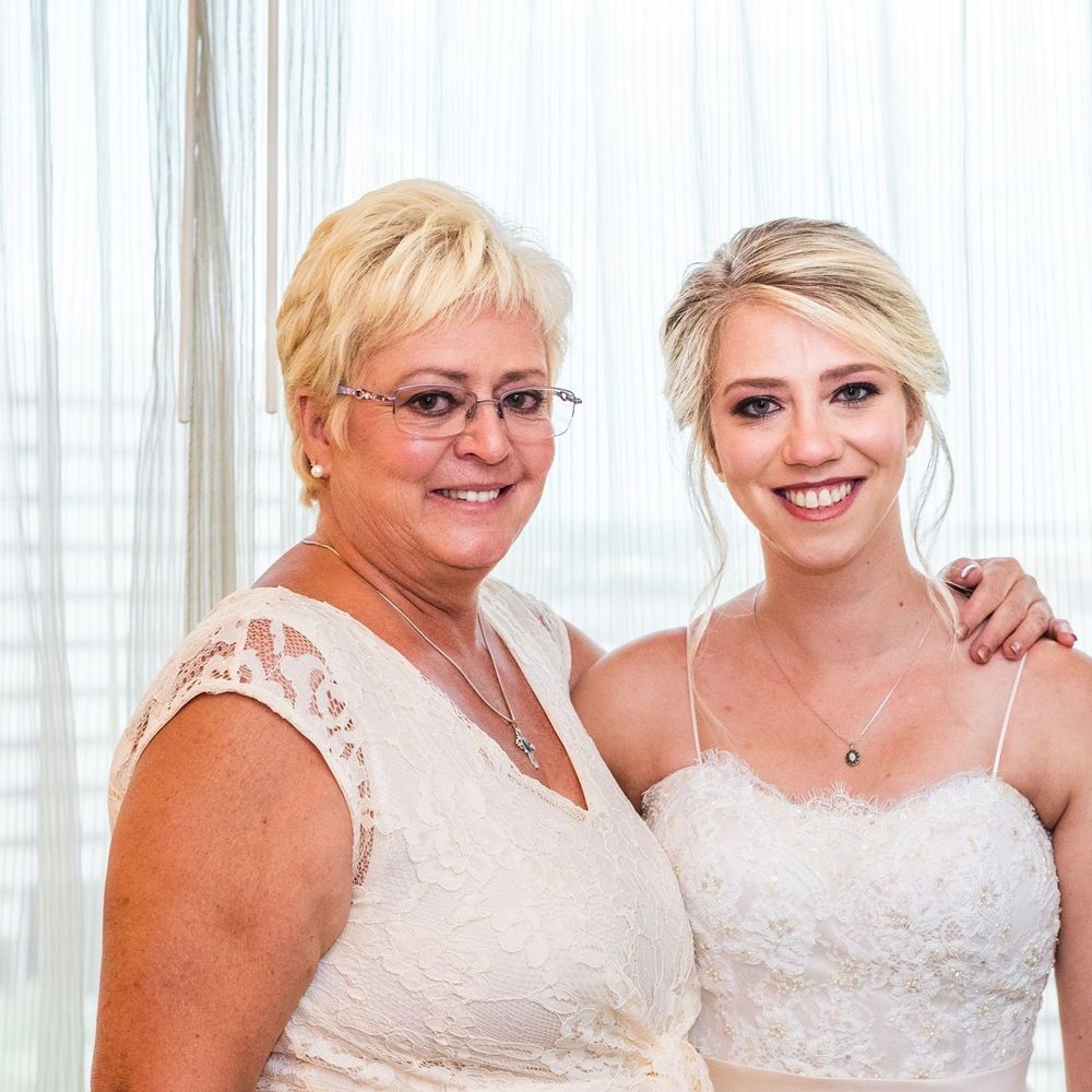 Meet your Posher, Caitlin